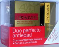 Liposomial anti envejeciminto 50 ml.(Regalo: Liposomial Serum concentrado10 ml, Liposomial pliegues oculares 5 ml, liposomial pliegues labiales 5 ml.) (hasta agotar existencias).
Liposomial crema �antienvejecimiento contiene un complejo lip�dico de principios activos, en forma de crema ligera, para reestructurar, tersar la piel e hidratarla. Liposomial crema �antienvejecimiento puede usarse por la noche o durante el d�a. �Liposomial crema �antienvejecimiento debe de utilizarse por la noche despu�s de la limpieza de la piel y posterior tonificado, aplicar �Liposomial �crema antienvejecimiento en cara y cuello favoreciendo su f�cil penetraci�n con un ligero masaje.
Liposomial crema antienvejecimiento durante el d�a con la piel limpia, aplicar una capa m�s fina de Liposomial crema , sobre la que puede proceder al maquillado.
Liposomial crema antienvejecimiento est� fabricado por: Laboratorios Vi�as. Liposomial
Productos similares: Liposomial, liposomial antienvejecimiento, Liposo...